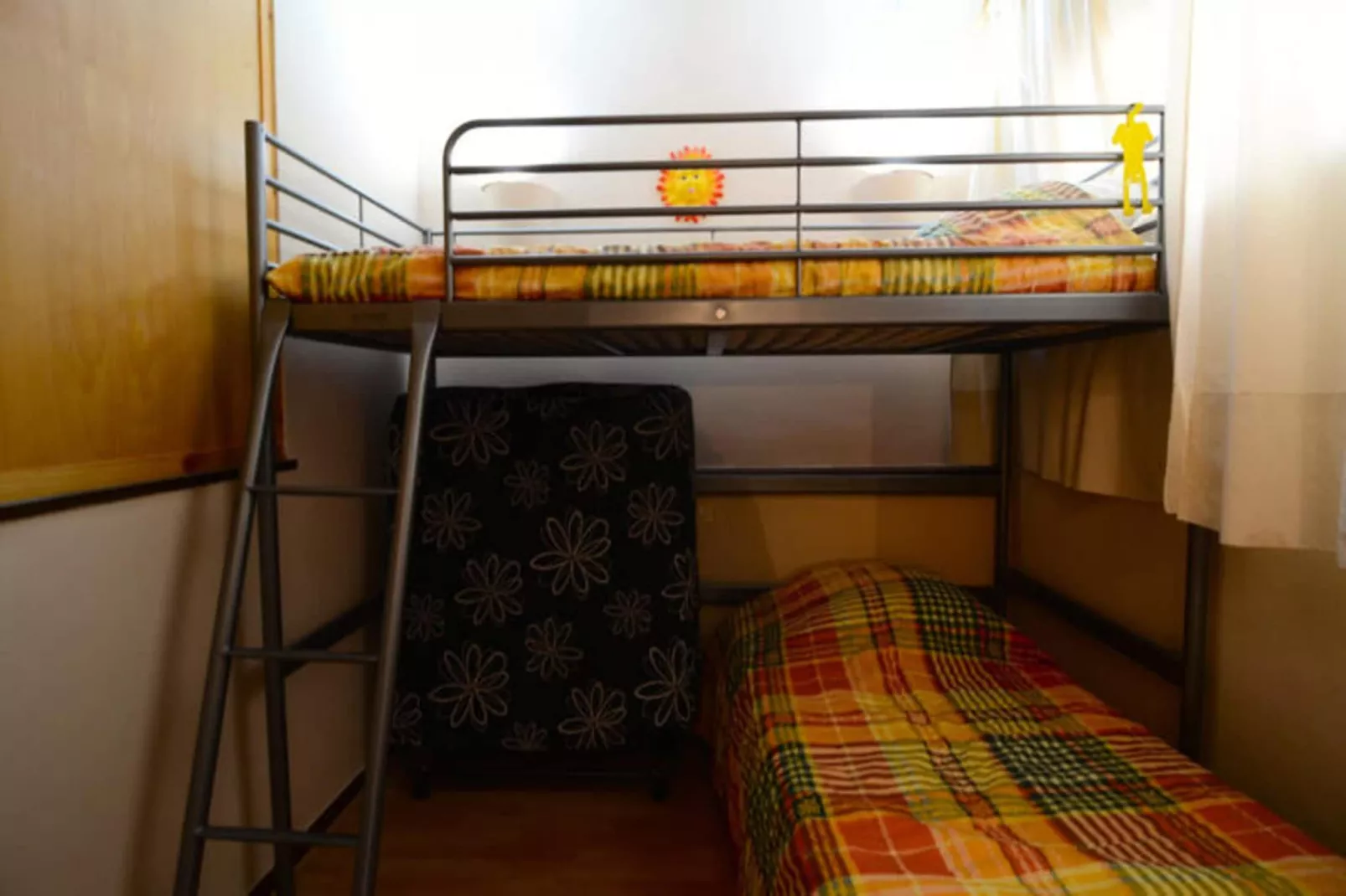 Appartements à L'Estartit-Buitenkant zomer