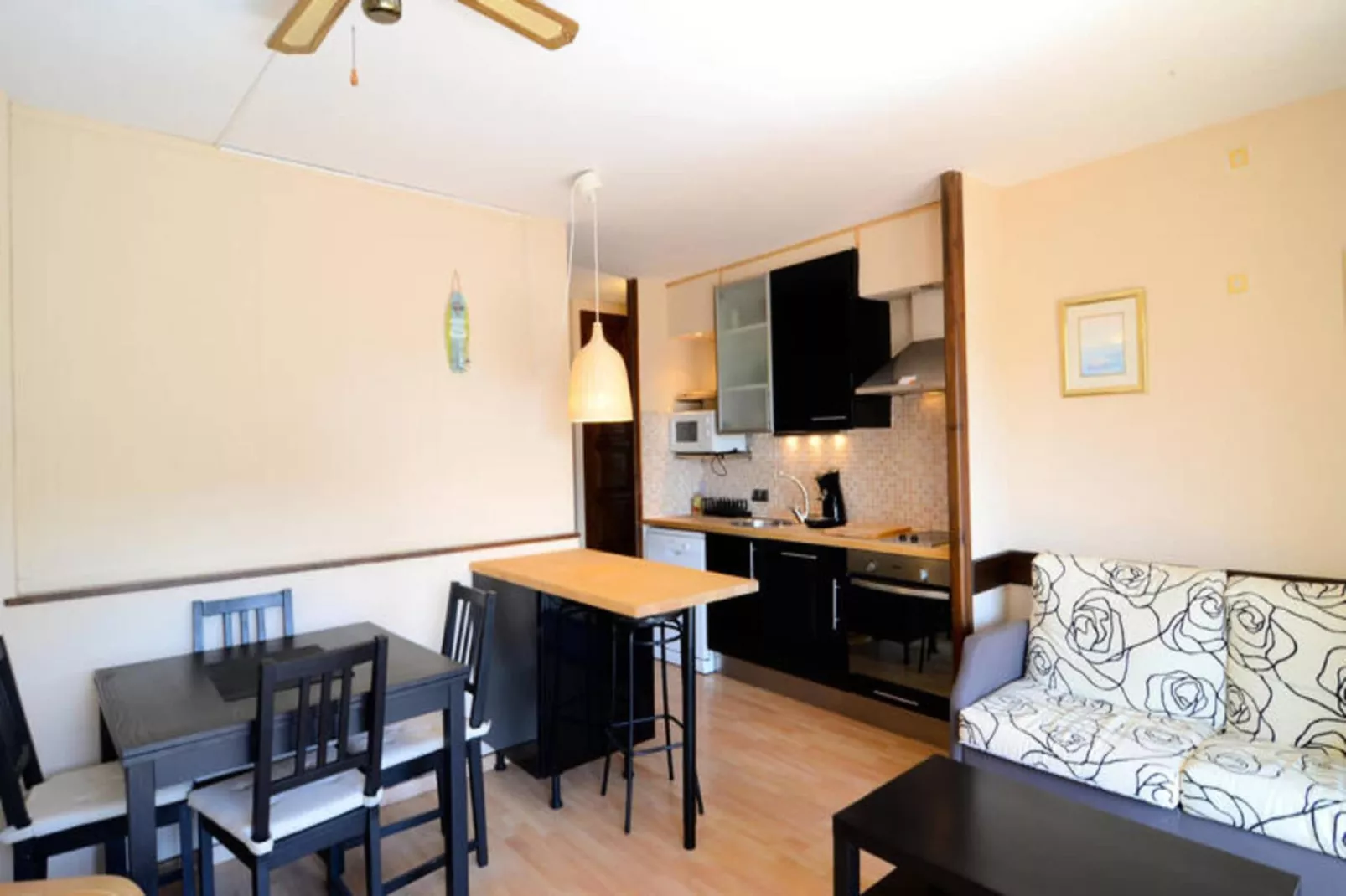 Appartements à L'Estartit-Buitenkant zomer