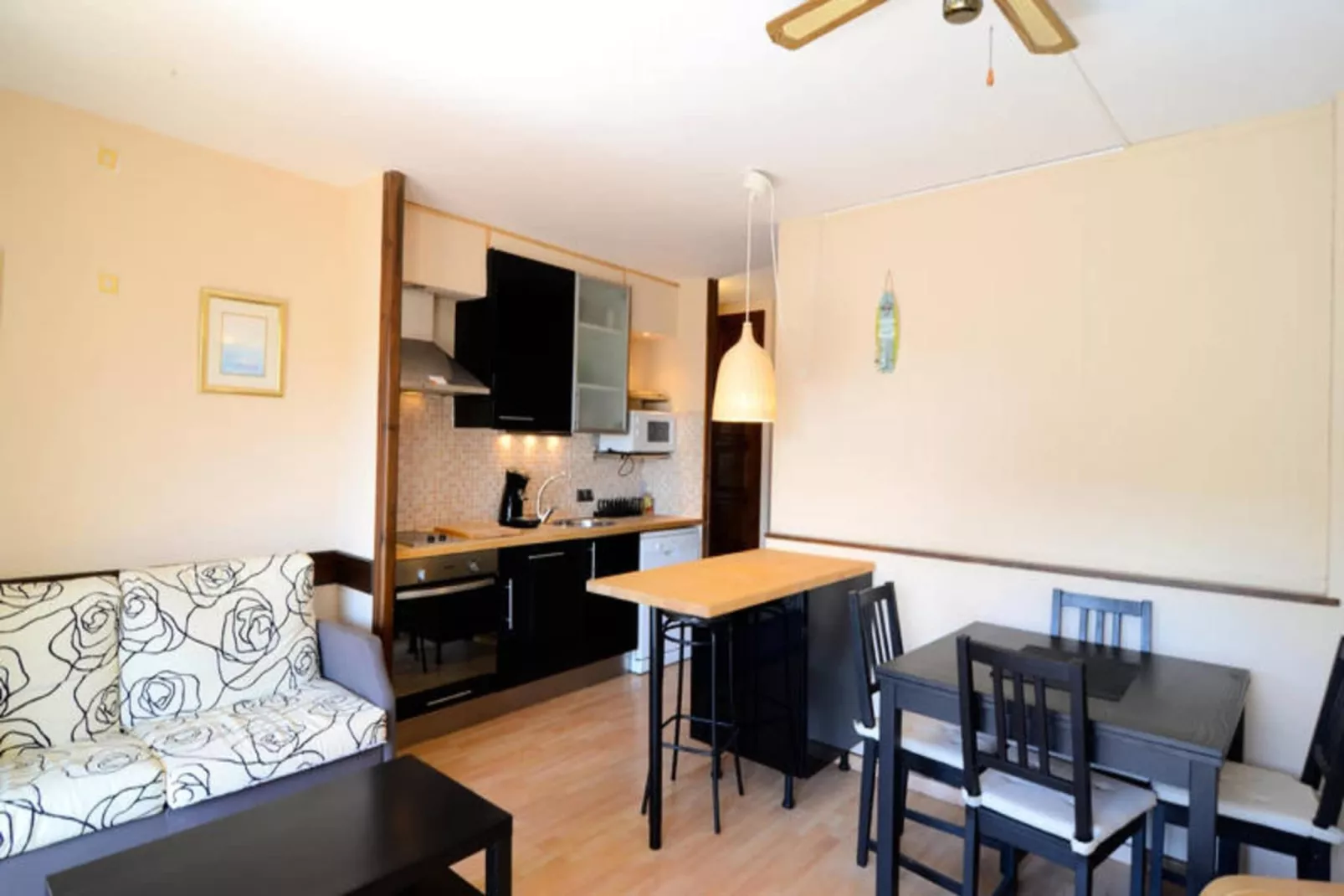 Appartements à L'Estartit-Buitenkant zomer