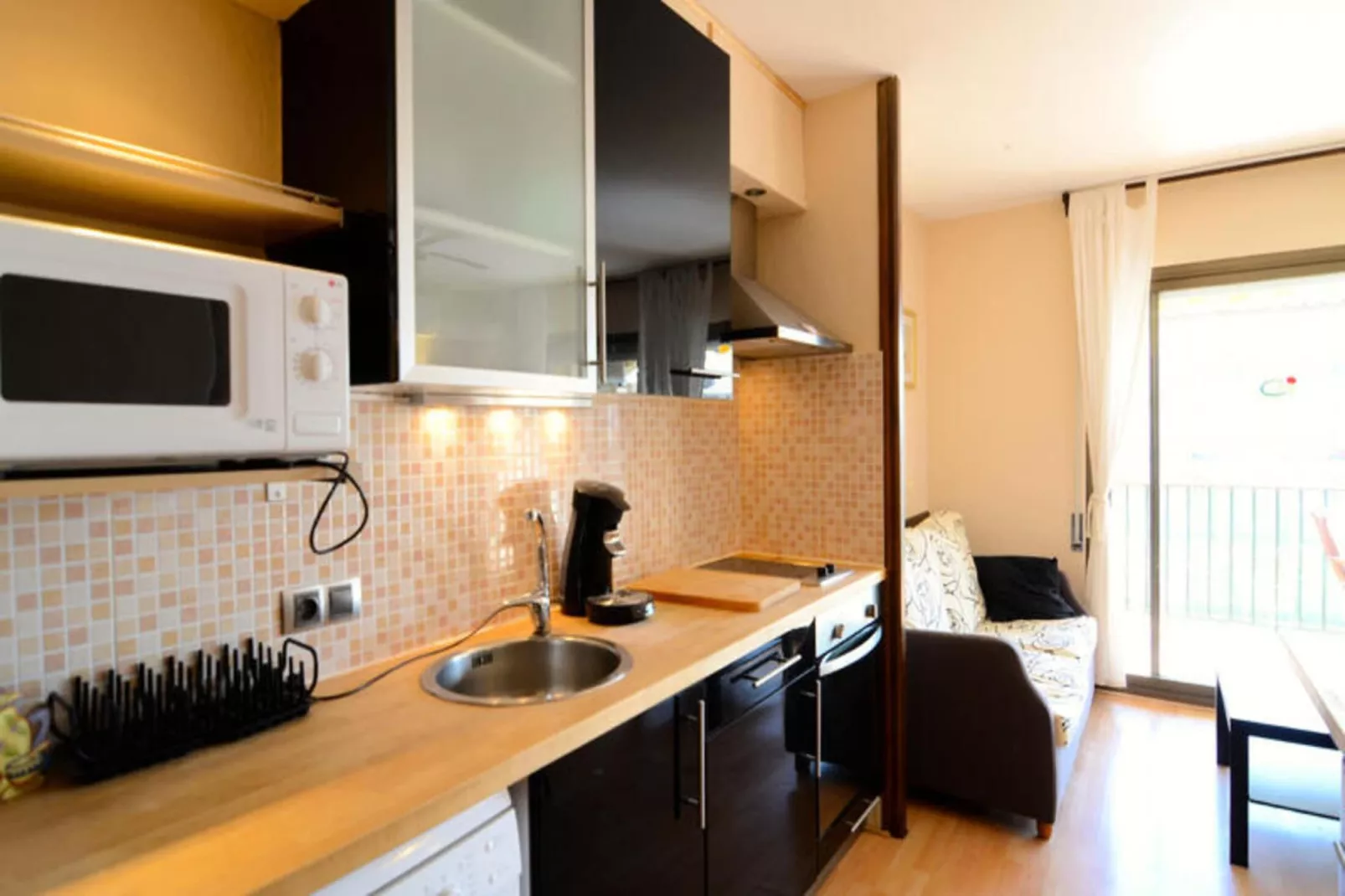 Appartements à L'Estartit-Buitenkant zomer