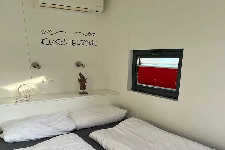 Floating 44 / Boot 4 / 4 Personen-Buitenkant zomer