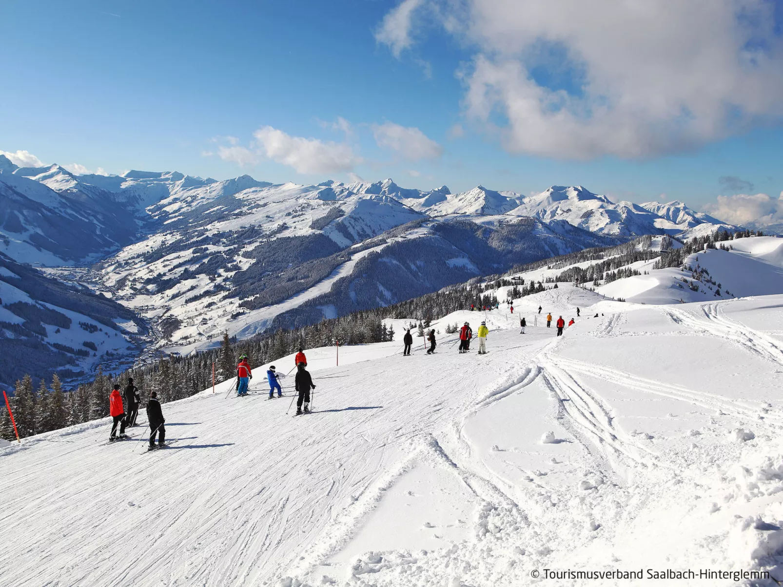 Juniorsuite bis zu 4 P &Wellnessbereich-Omgeving