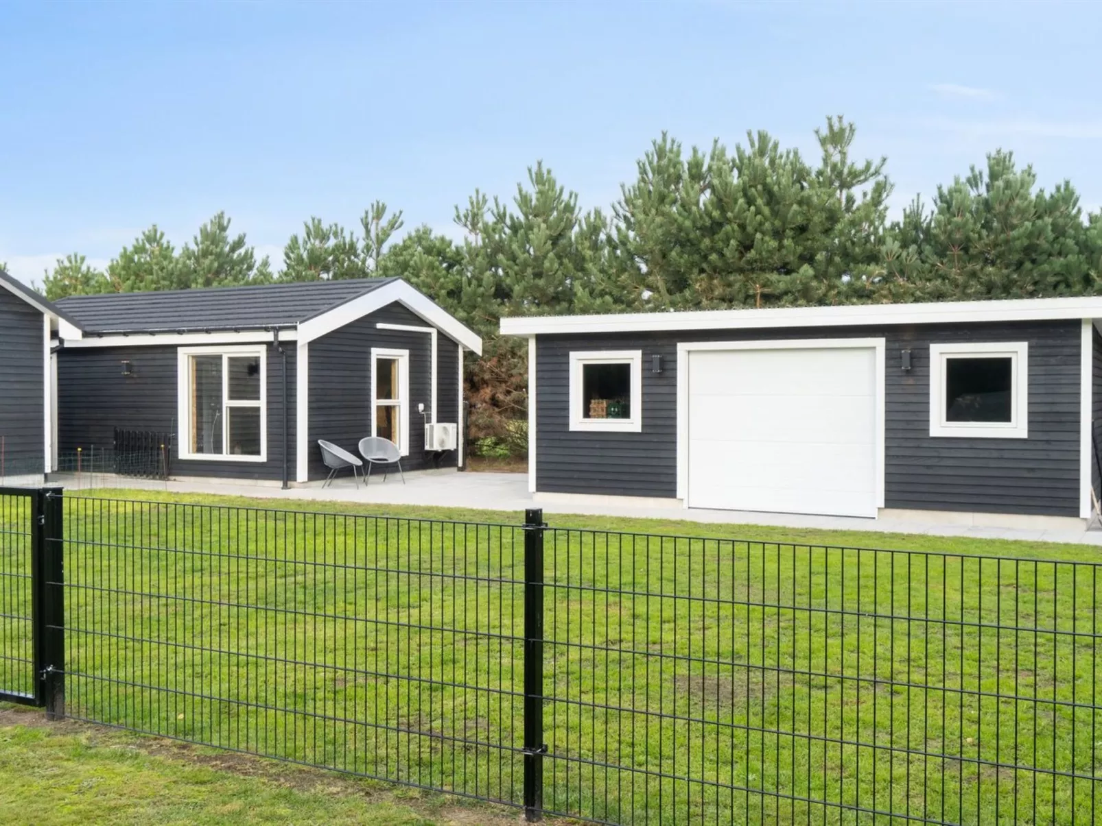 "Amdi" - 1.3km from the sea-Binnen