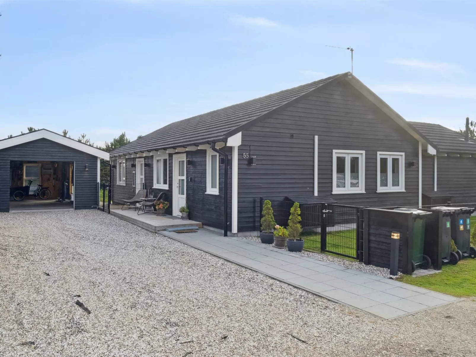 "Amdi" - 1.3km from the sea-Binnen