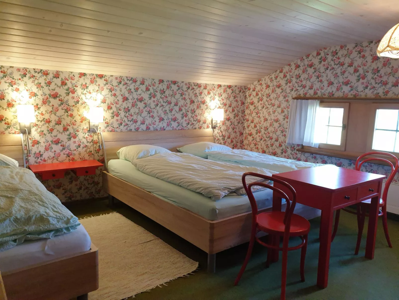Aerneli, Chalet-Binnen