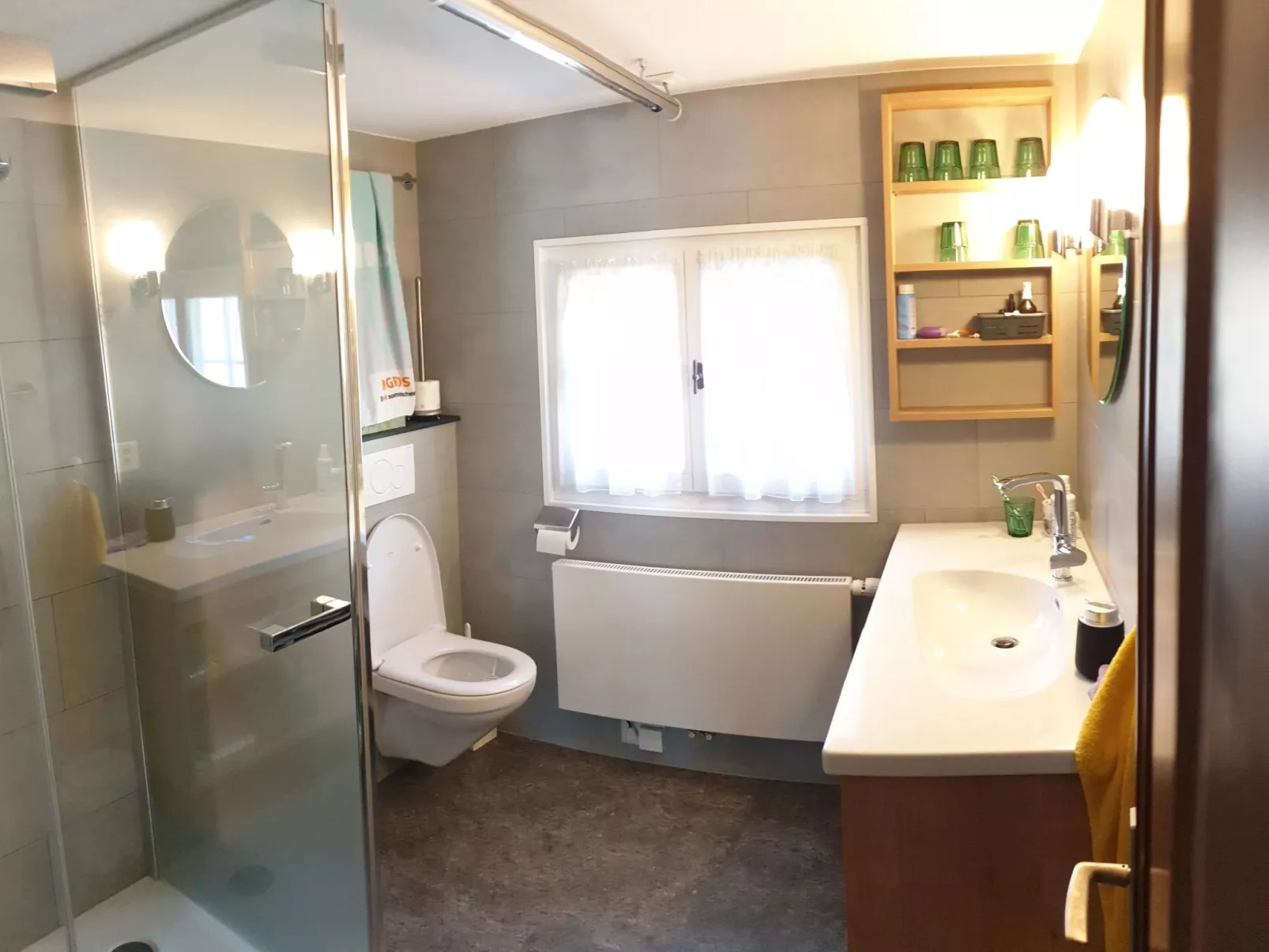 Aerneli, Chalet-Binnen