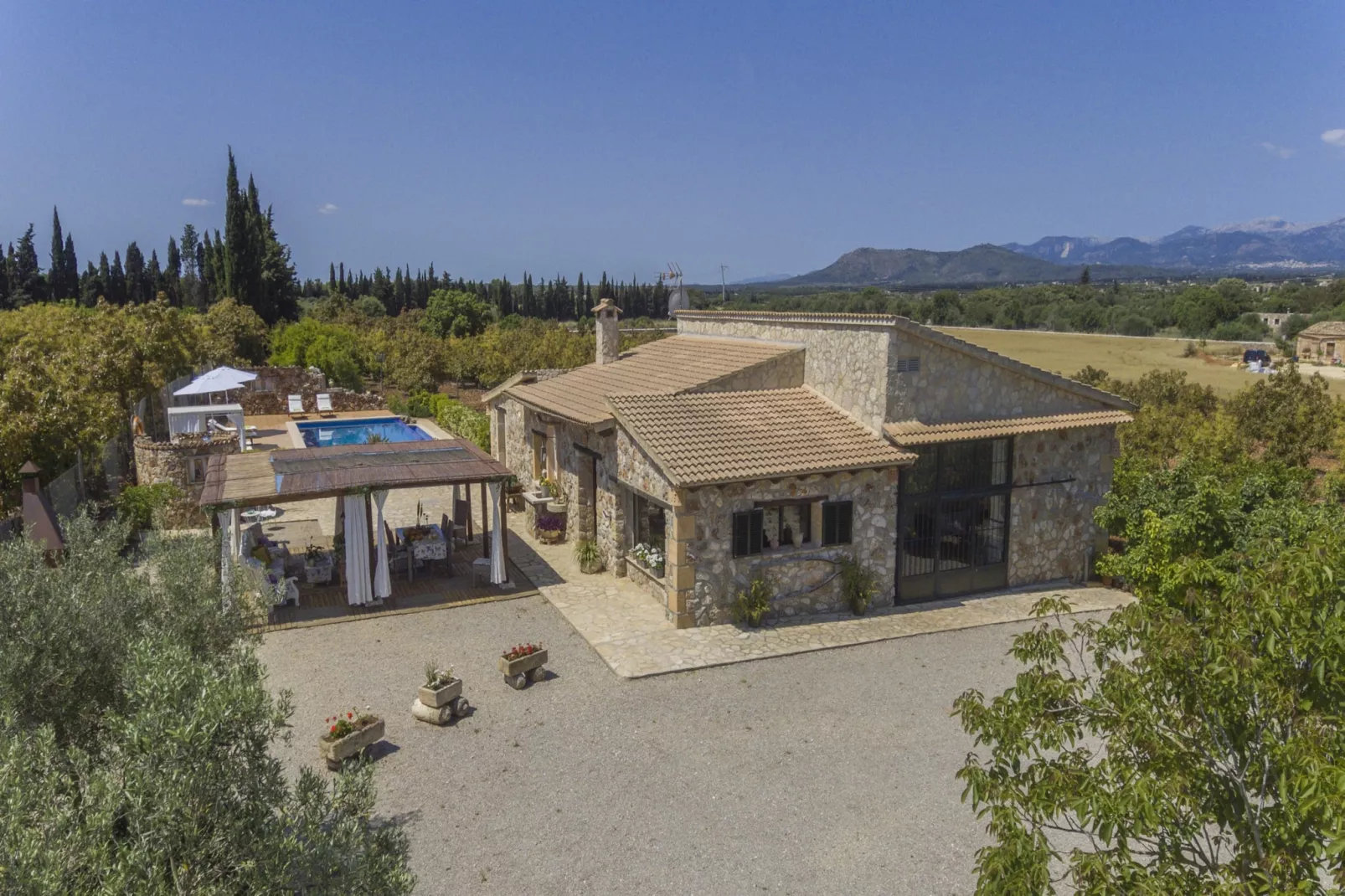 YourHouse Es Moyà des Pins, chalet with views to S-Buitenlucht