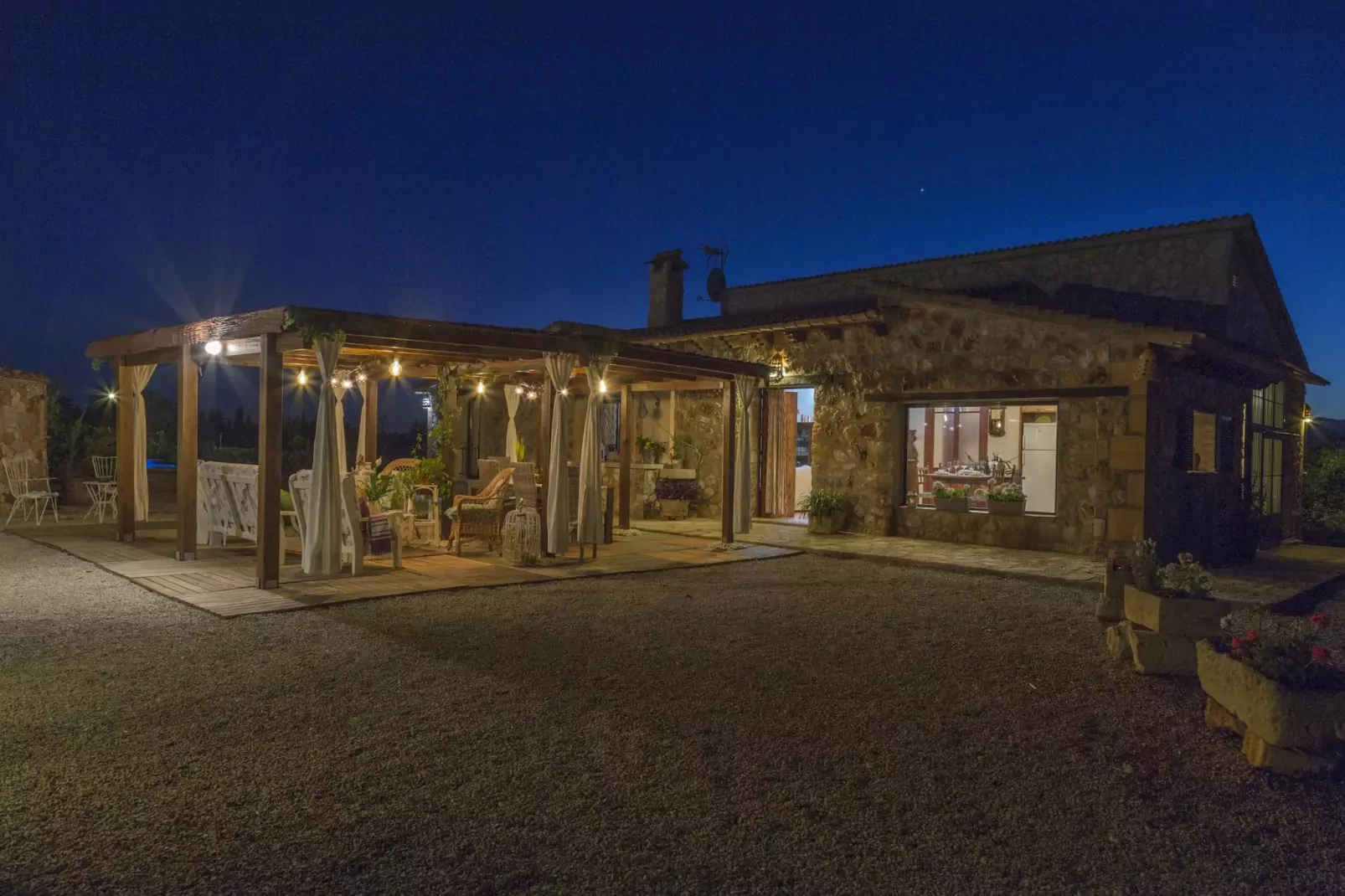 YourHouse Es Moyà des Pins, chalet with views to S-Terras