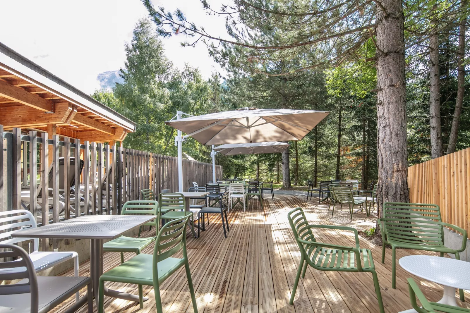 Appartement 2 Pièces 5 Personnes 1  bébé Rez-de-jardin