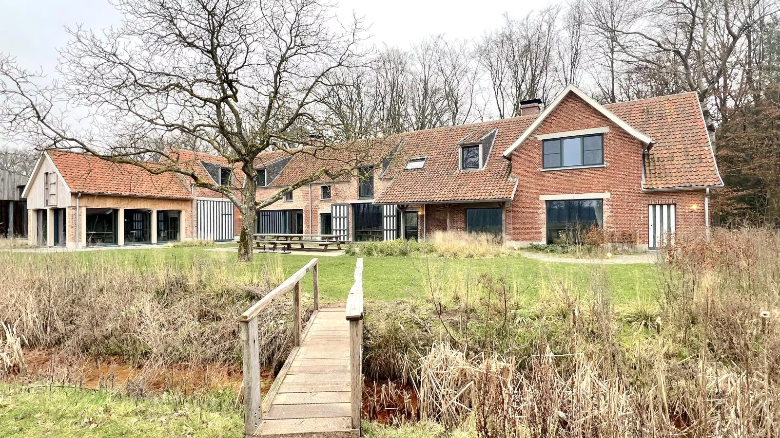 Villa Lactea-Buitenkant zomer