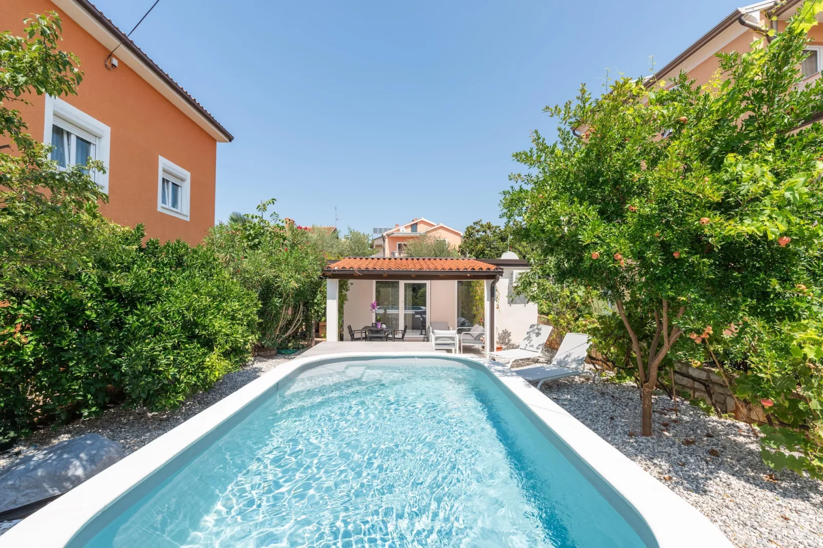 poolofhouse