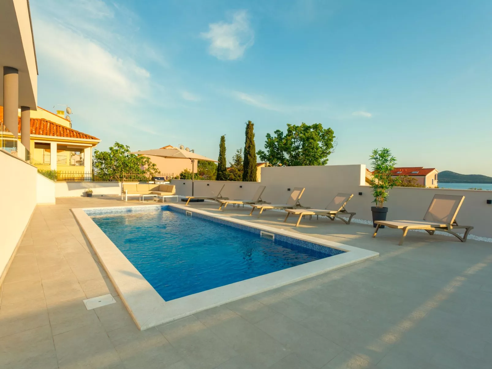 Luxury Sea View-Buiten