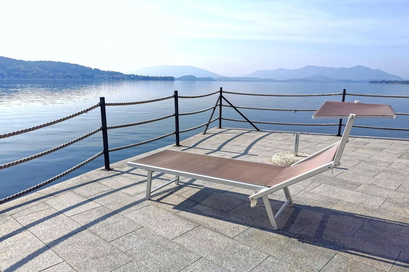 Residence Antico Verbano Meina-Bilo 3J - 2 pers-Zwembad