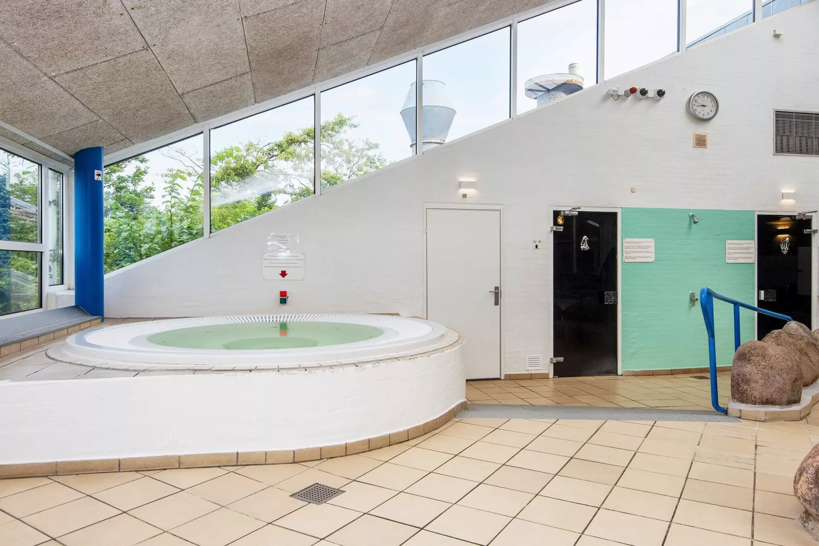 3 room,2 levels-Niet-getagd