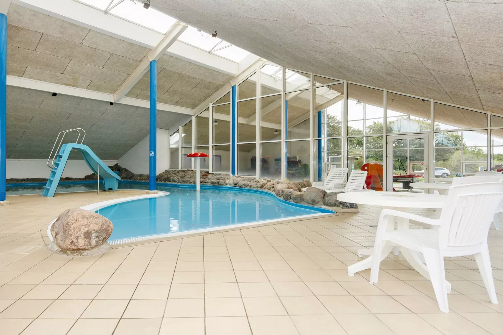 3 room,2 levels-Niet-getagd