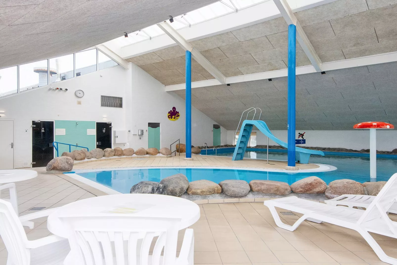 3 room,2 levels-Niet-getagd