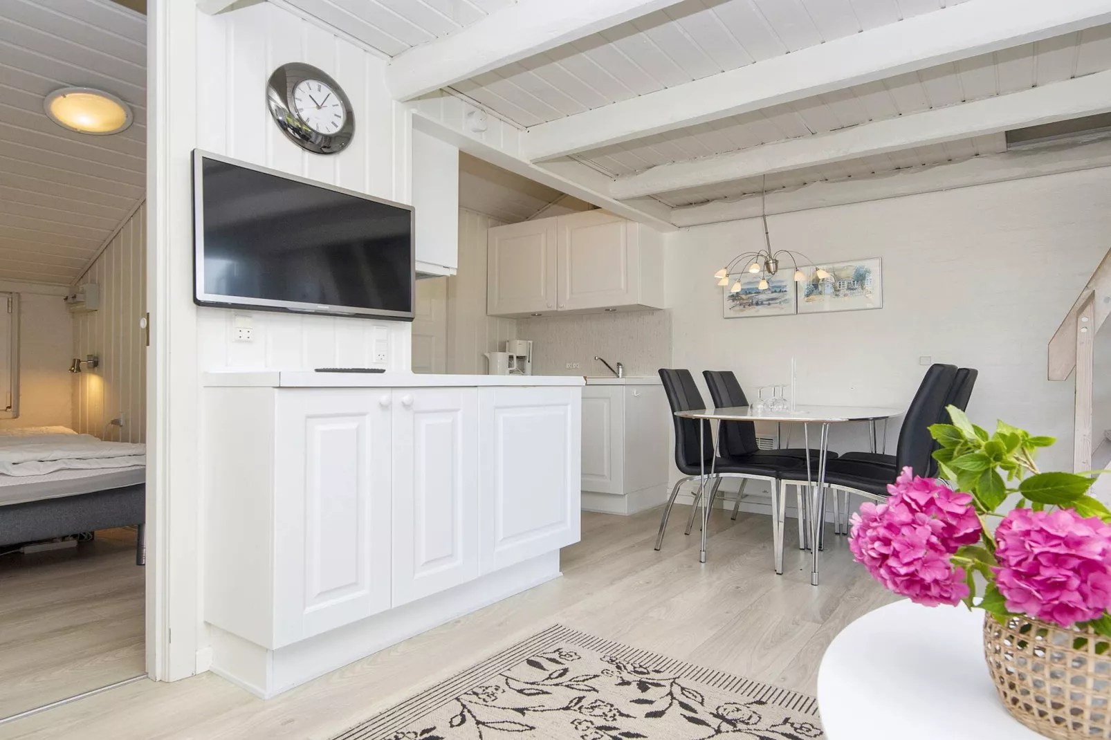 3 room,2 levels,dishwasher-Binnen