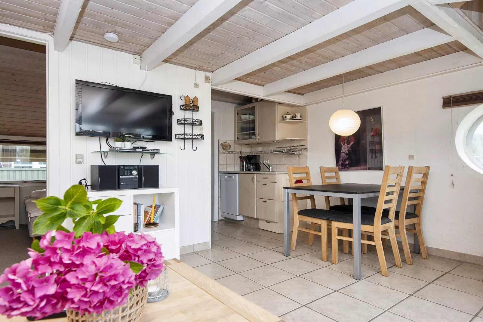 3 room,2 levels,dishwasher-Binnen