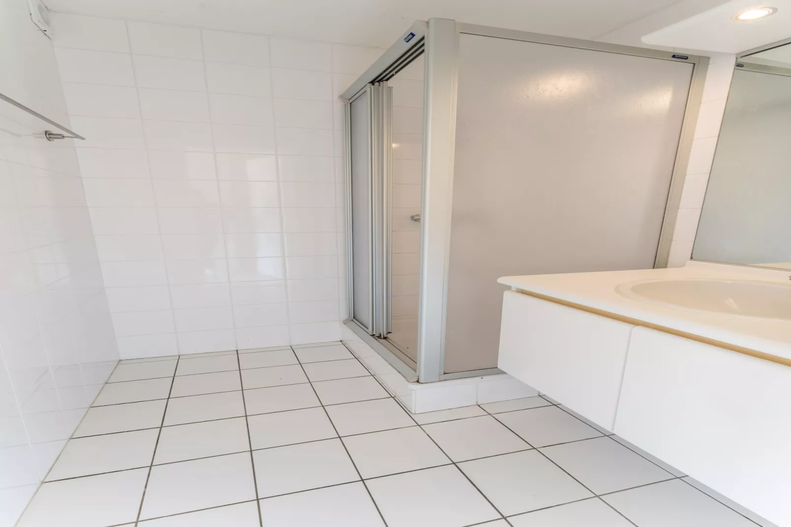 PLAZA A1/A1B01-Badkamer
