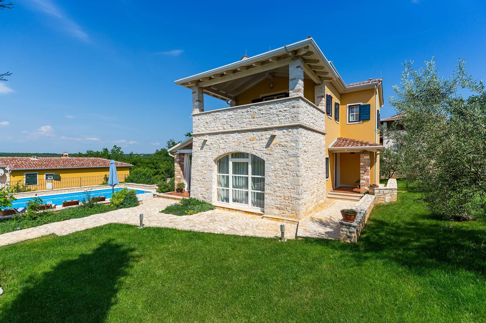 Villa Salvea-Tuinen zomer