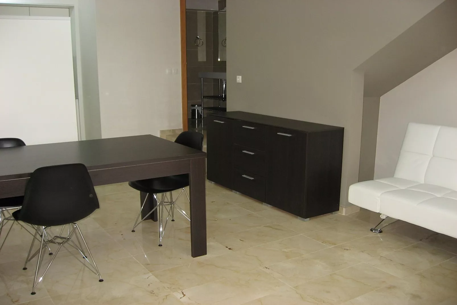 L' Escala trasero T20