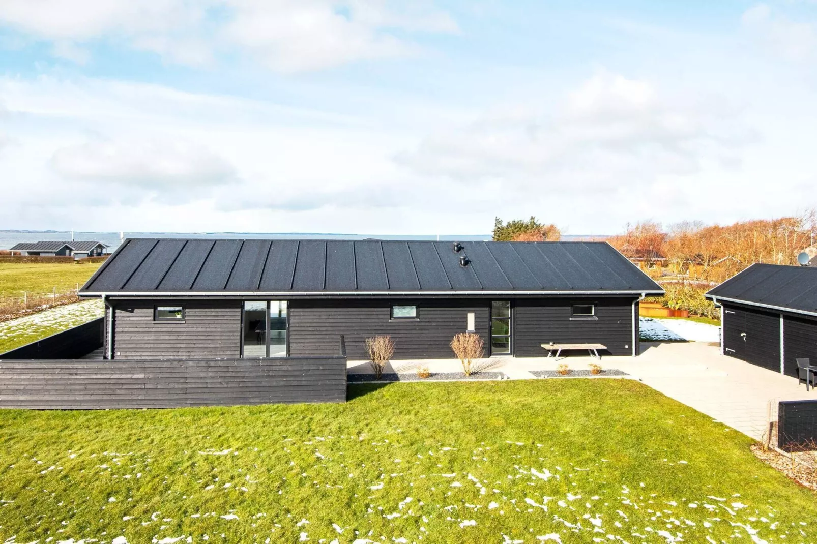 Modern huis met spa -- By Traum Ferienwohnungen-Buitenlucht