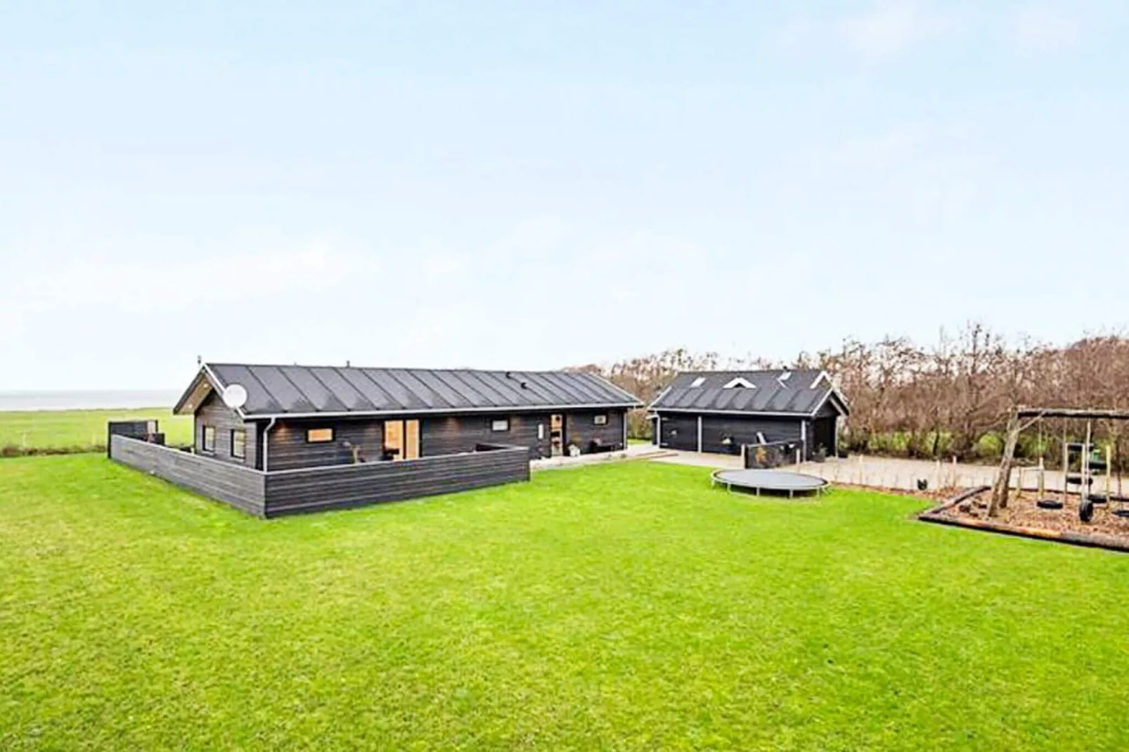 Modern huis met spa -- By Traum Ferienwohnungen-Buitenlucht