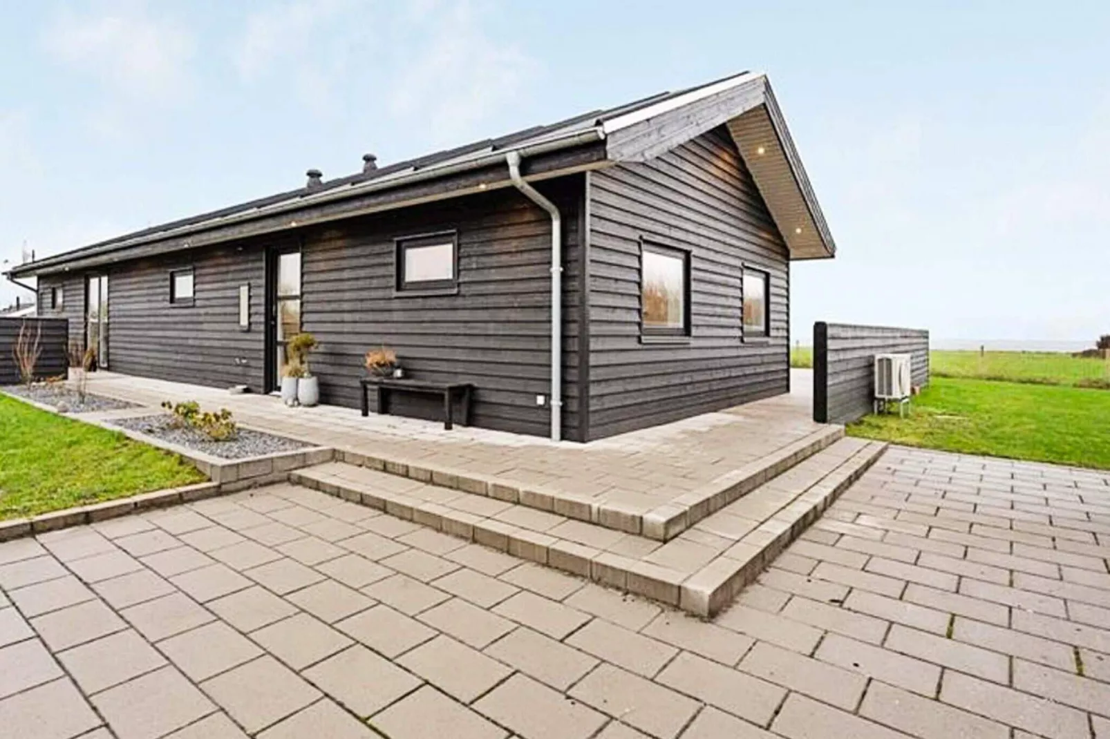 Modern huis met spa -- By Traum Ferienwohnungen-Buitenlucht
