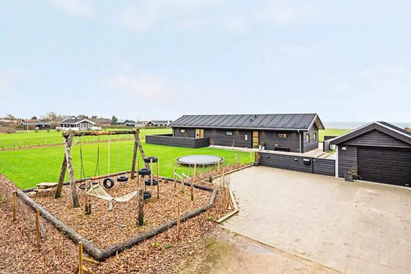 Modern huis met spa -- By Traum Ferienwohnungen-Buitenlucht