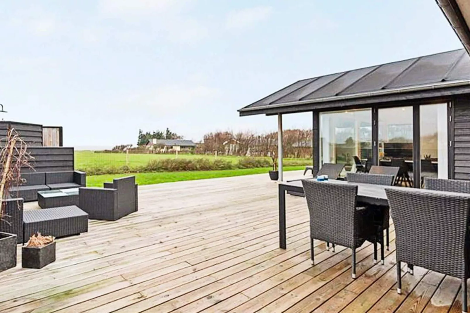 Modern huis met spa -- By Traum Ferienwohnungen-Buitenlucht