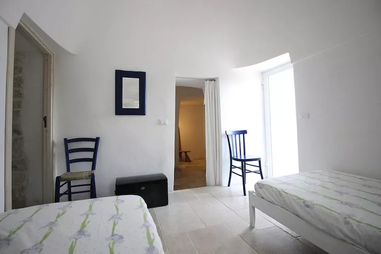 Trullo, Ostuni-Trullo I Giardini-Slaapkamer
