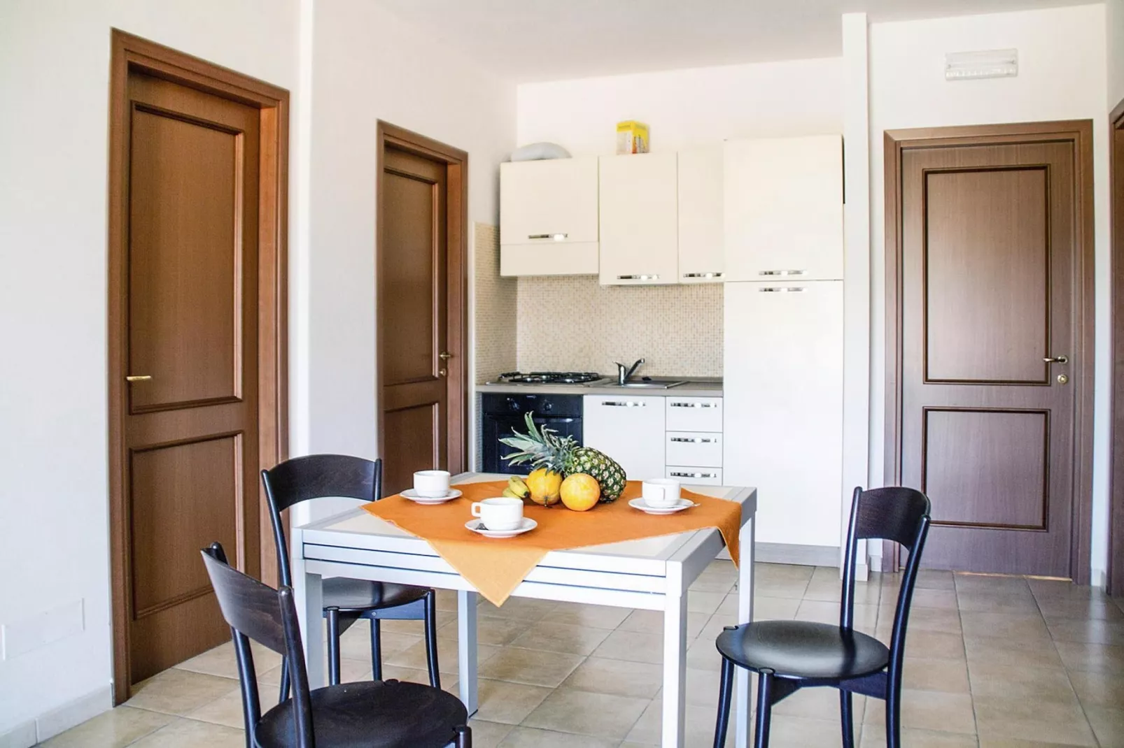 Residence le Fontane  Villasimius Trilo 6 Pers-Eetkamer