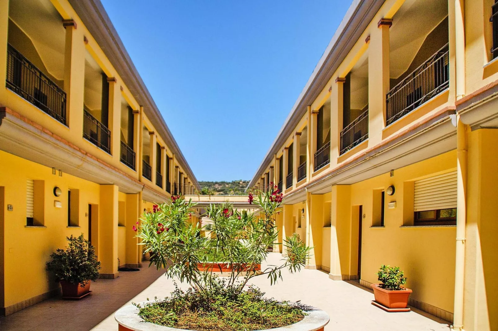 Residence le Fontane  Villasimius Trilo 6 Pers-Buitenkant zomer