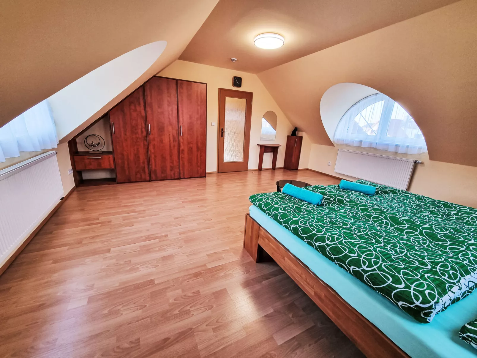 Pool & Garden Villa-Binnen