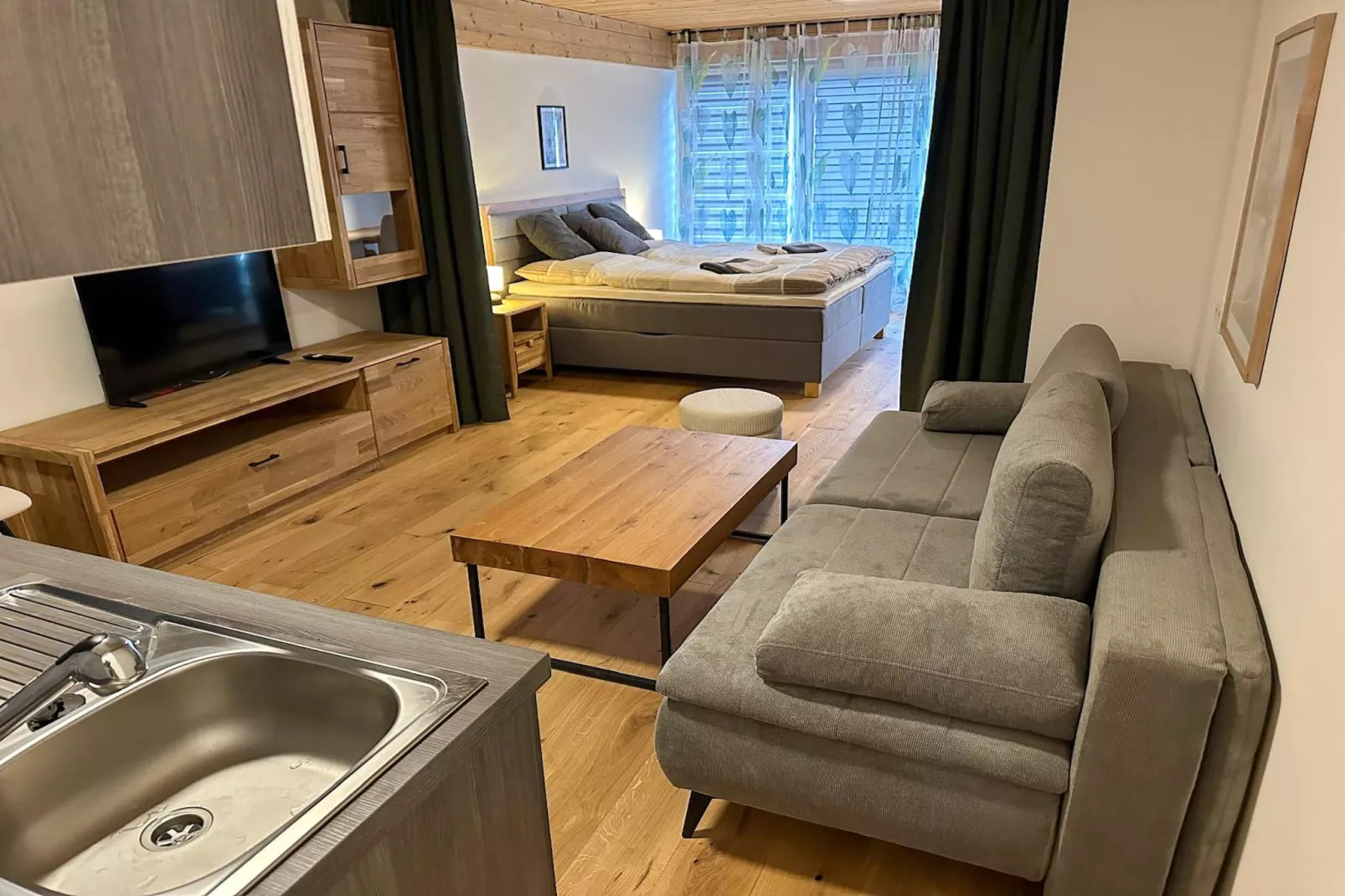 Apartment 1-ALIA 4 P