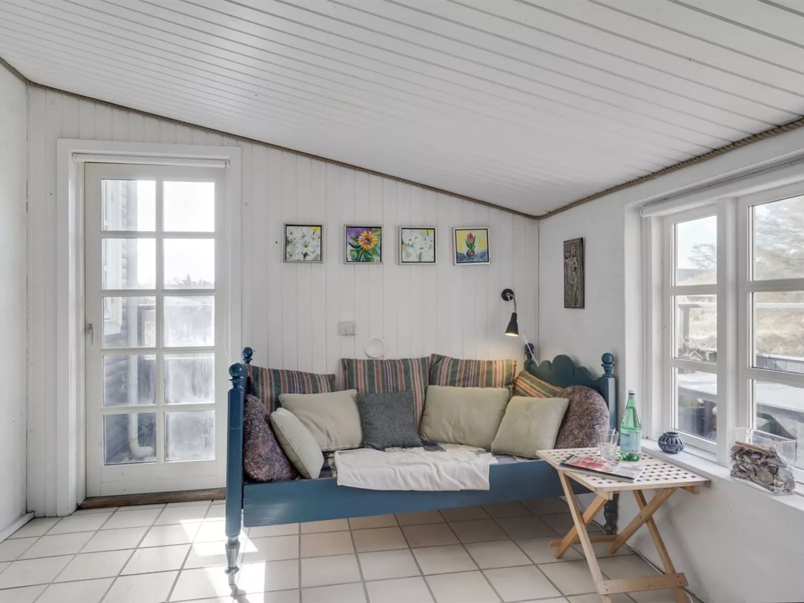 "Sharanya" - 500m from the sea-Binnen