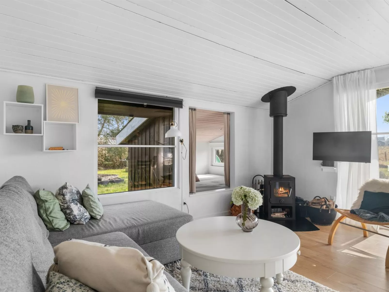 "Justina" - 200m from the sea