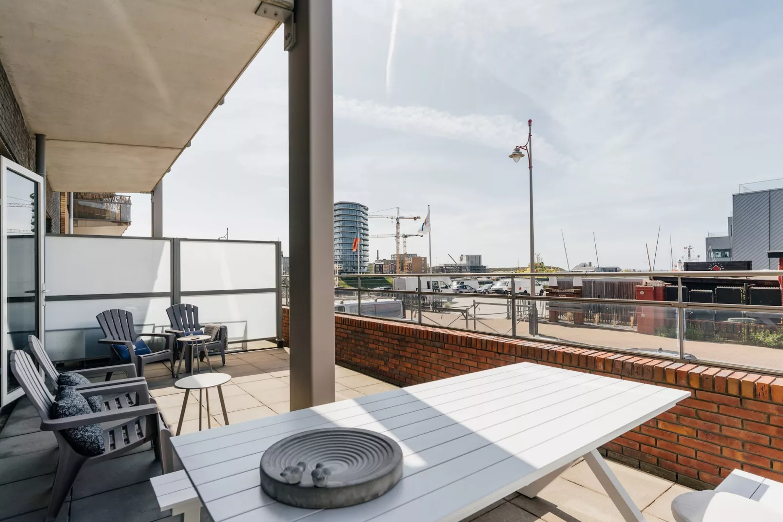 Scheveningen Harbour 6B-Badkamer