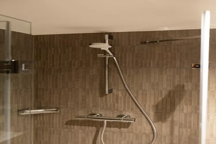 Maurits 1-Badkamer