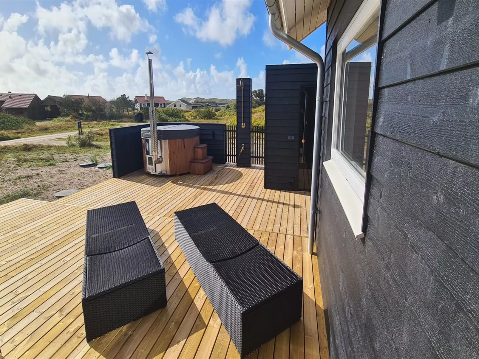 "Nis" - 450m from the sea-Buiten