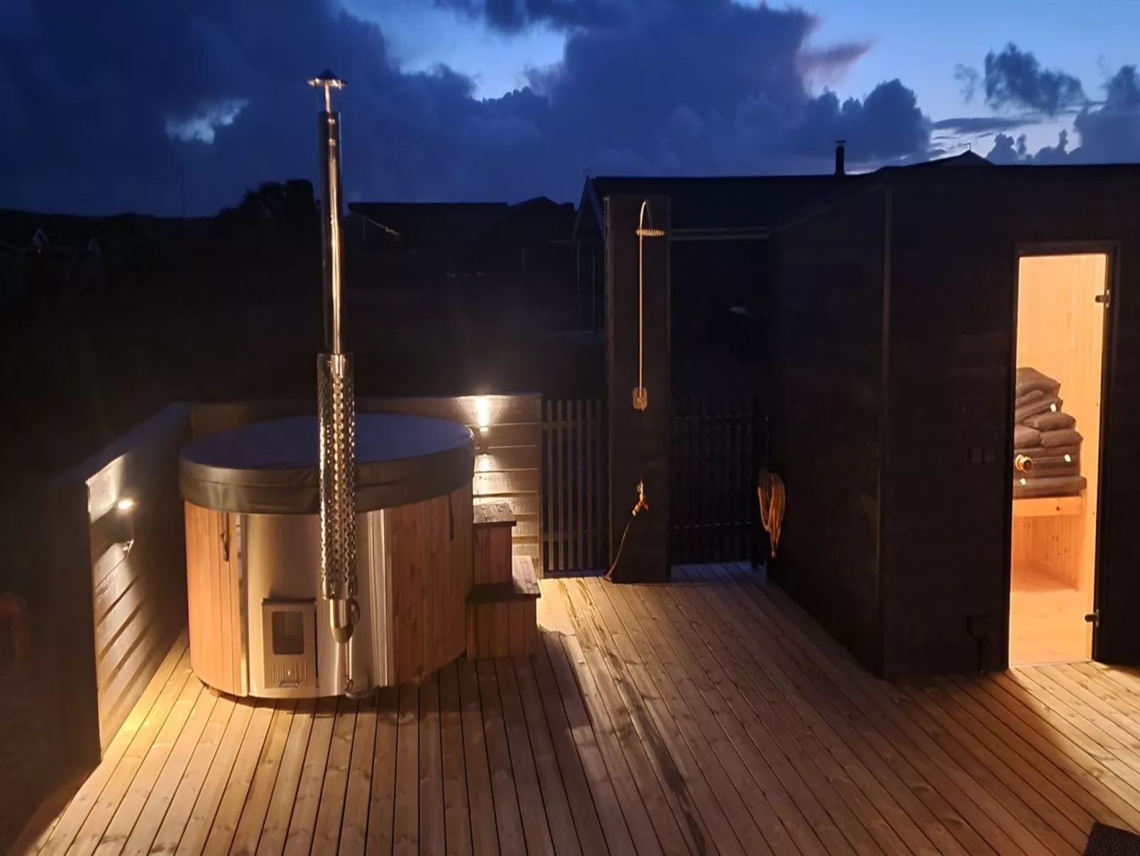 "Nis" - 450m from the sea-Buiten