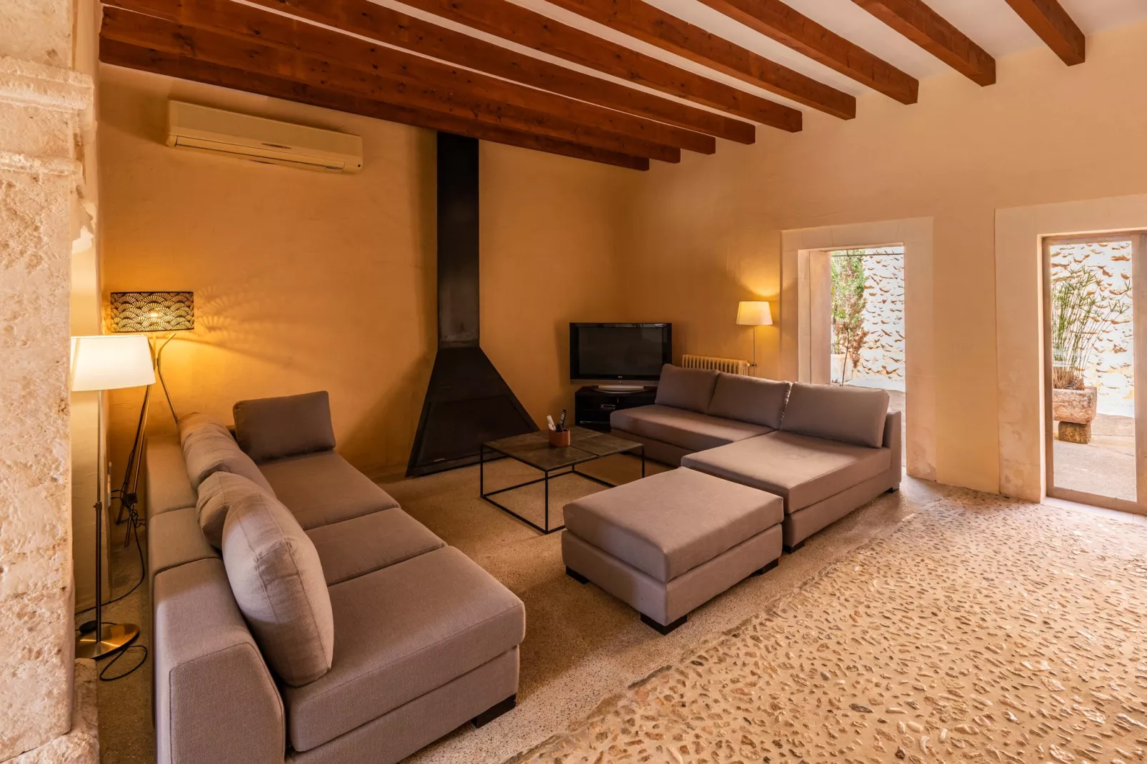 Can Mir de Buger, Finca 5StarsHome Mallorca-Woonkamer