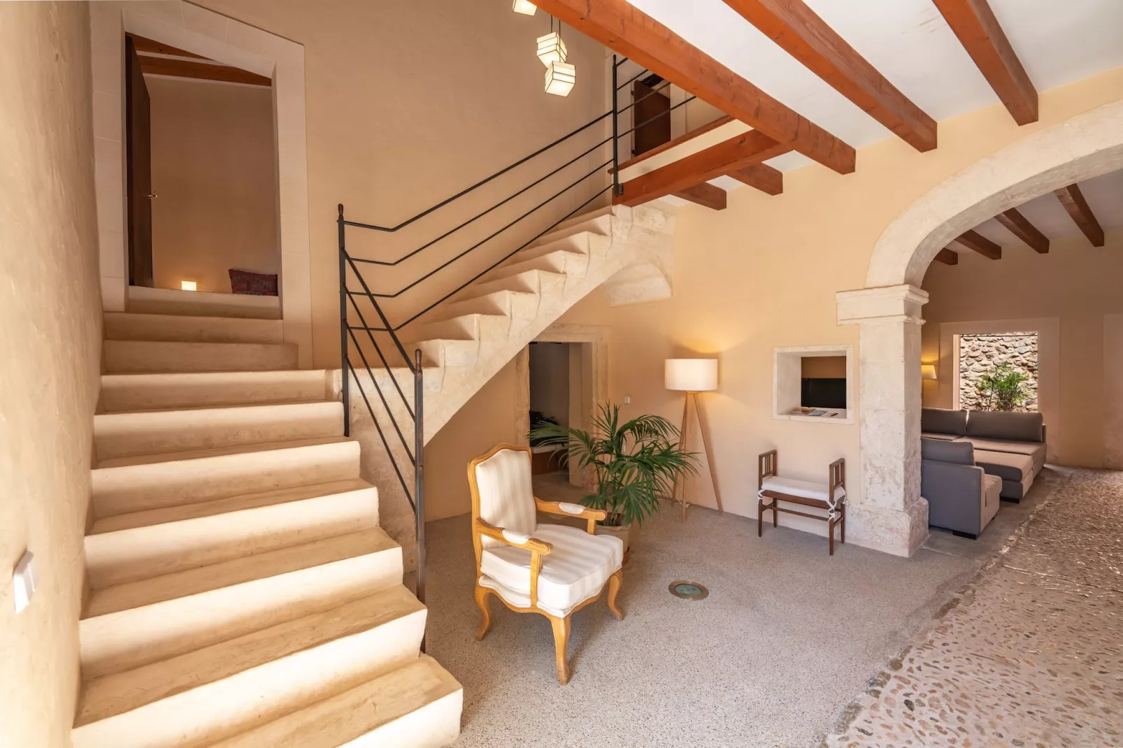 Can Mir de Buger, Finca 5StarsHome Mallorca-Overloop