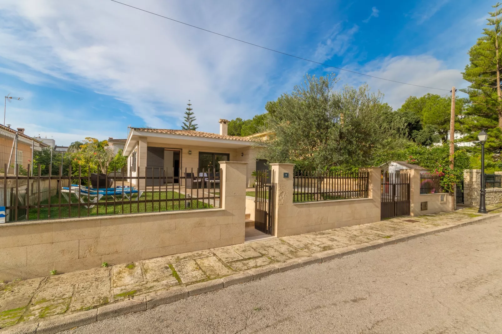 Aguiles 7 ,Beach House 5StarsHome Mallorca