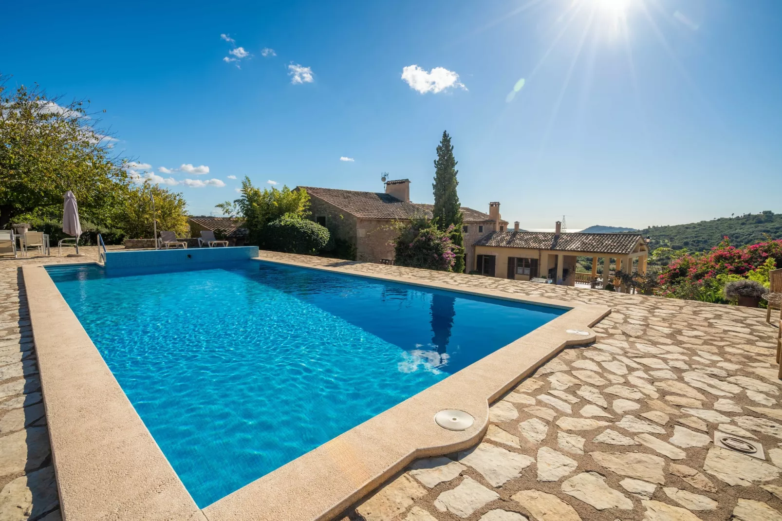 poolofhouse