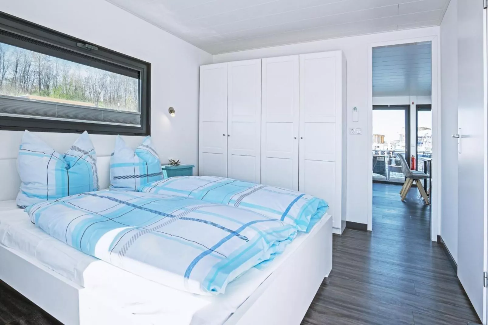 Floating 33 - LP 16  / 4 Personen
