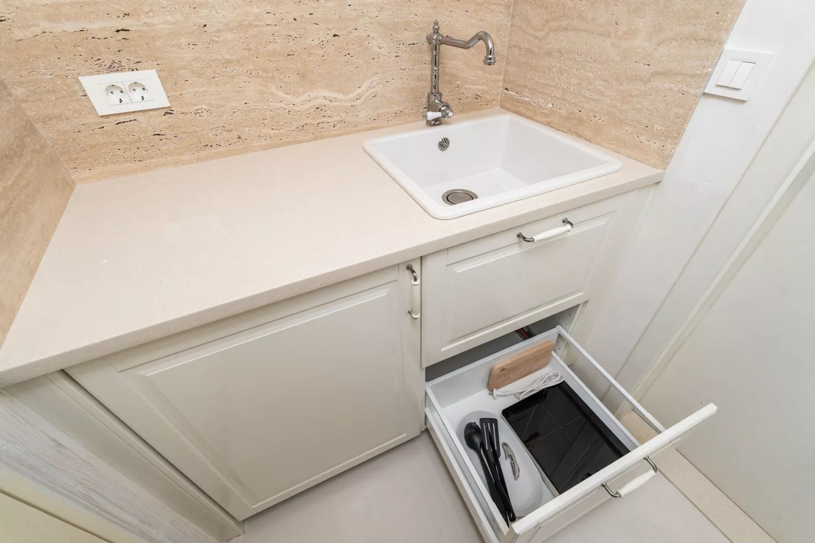 Guest House Lumin - Studio Apartment with City View Third Floor) (BR4)-Keuken
