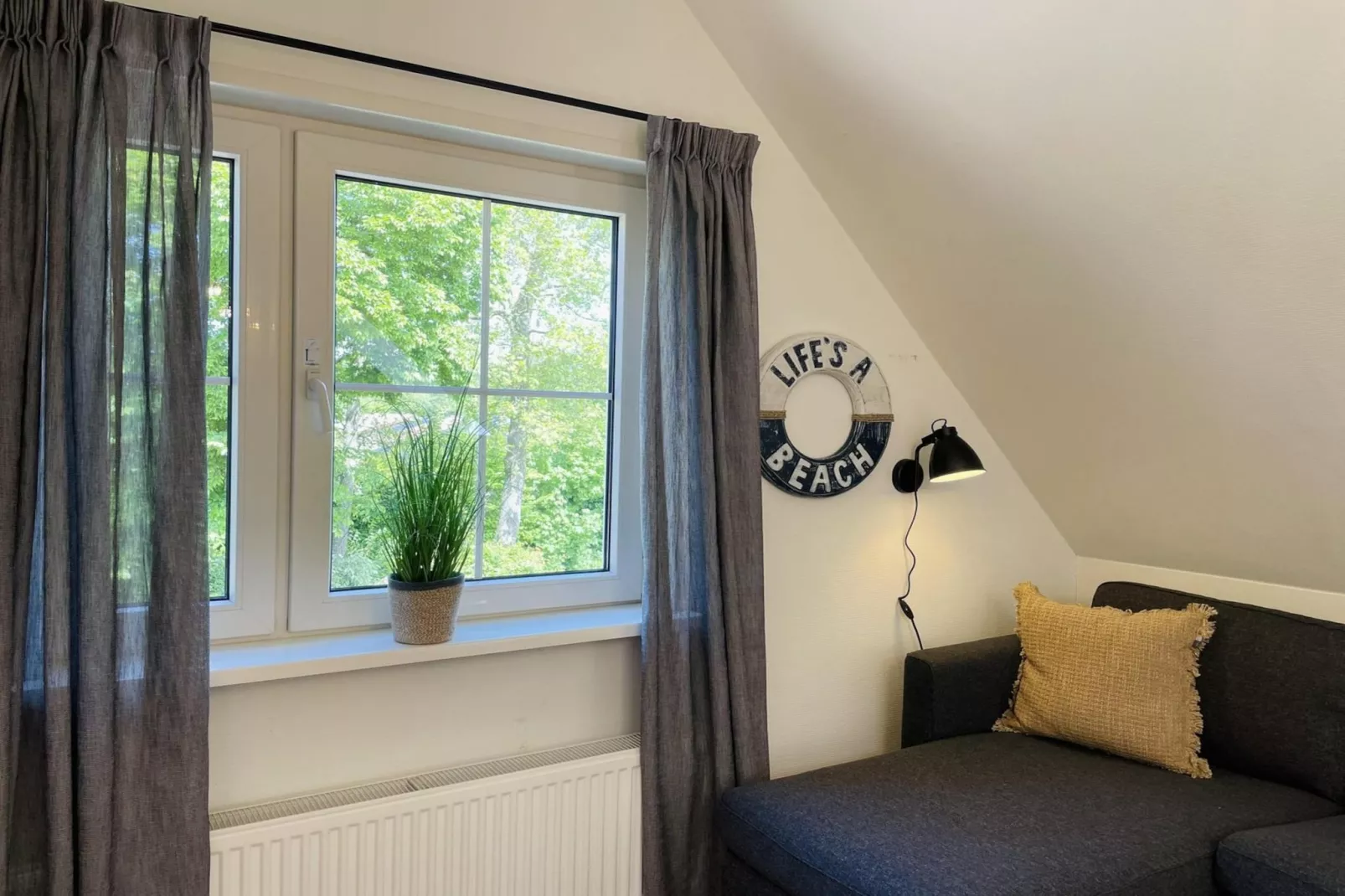 Anzelhoef Apartment Oost-Woonkamer