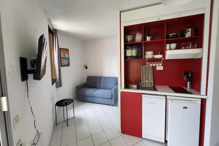 Appartement 1 Pièce 3 Personnes 1  bébé Vue Port-Woonkamer