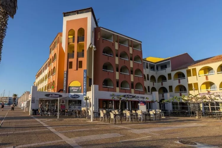 Appartement 1 Pièce 3 Personnes 1  bébé Vue Port-Sfeer